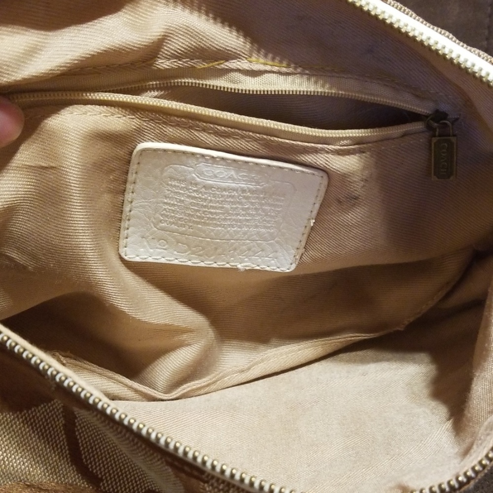 Coach purse - Picture 4 of 4